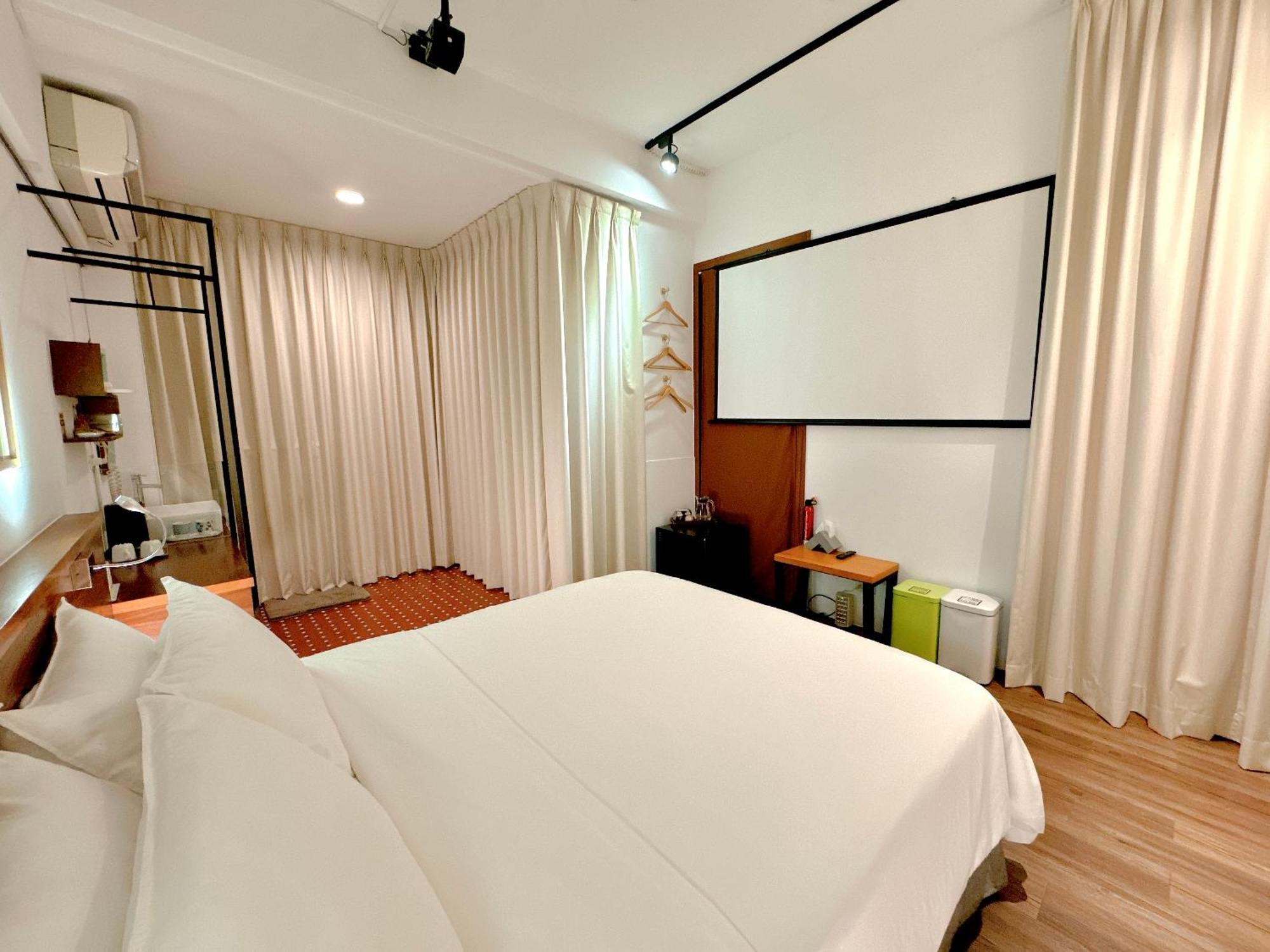 辣虎邸家 Love Here Tainan Exterior foto